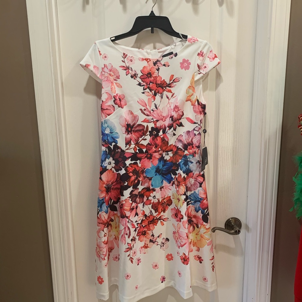 Adrianna Papell  Women's Spring in Bloom Printed - Picture 3 of 8